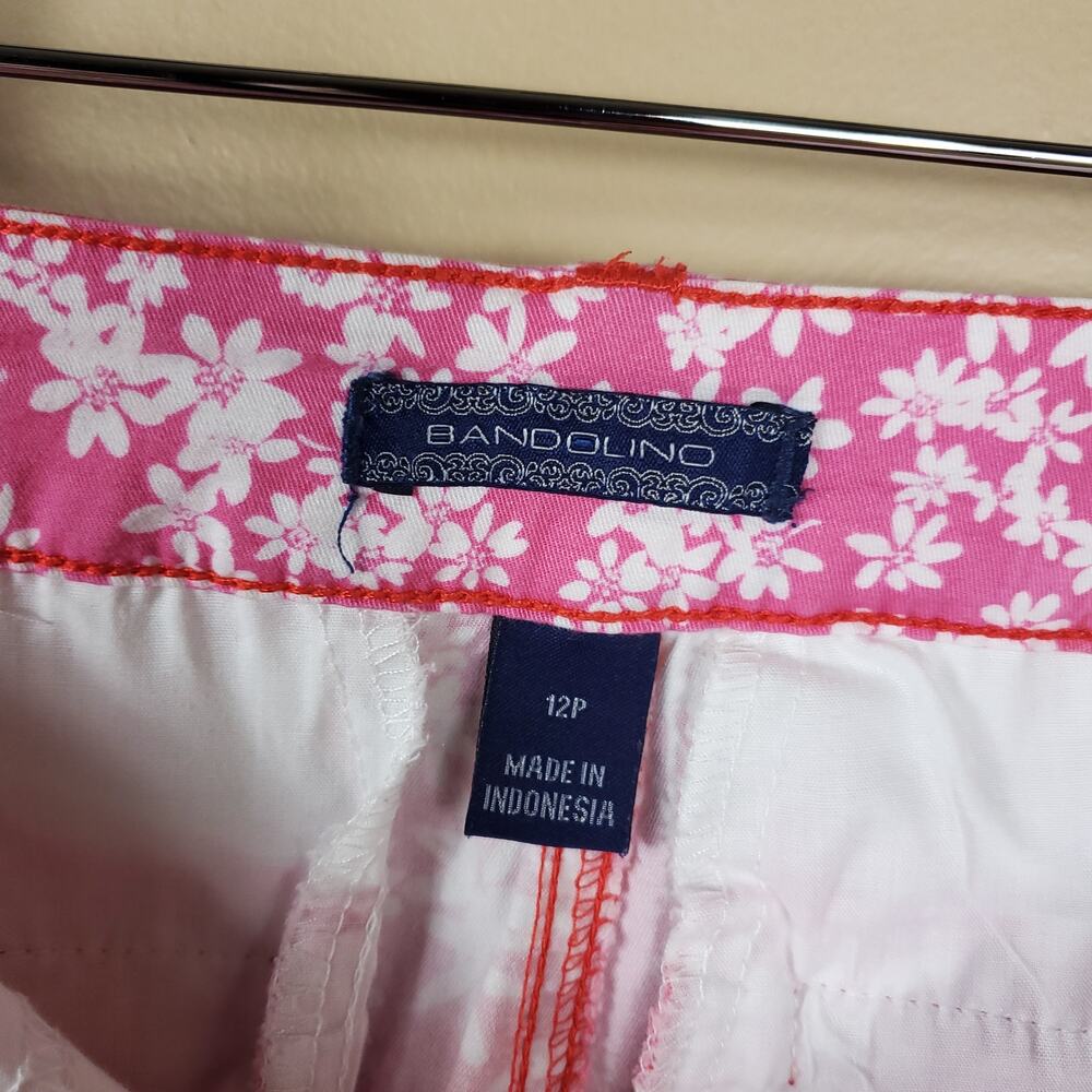 Vintage Bandolino Pink Floral Bermuda Shorts Size 12P - Picture 8 of 10